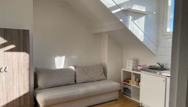 STUDIO 15,92 m2 au sol, dans un immeuble de caractère