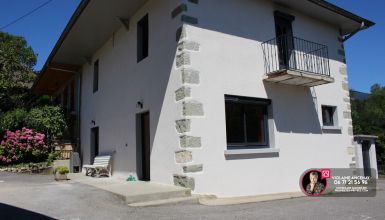 Tènement immobilier 220m² au sol / garage / atelier