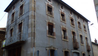 Grande maison bourgeoise à rénover entièrement sans jardin