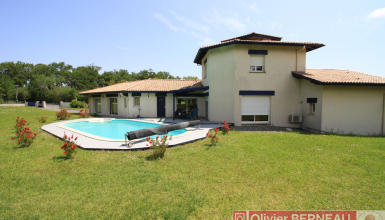 Villa Bidart 9 pièce(s) 300 m2 - Piscine - Vue montagnes