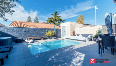 Maison de plain pied 3 chambres - bureau - Piscine