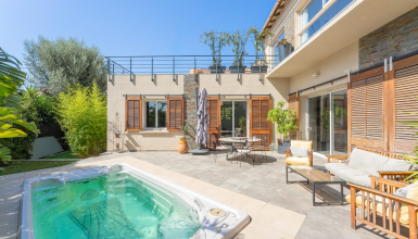 VILLA - SANARY SUR MER - PORTISSOL