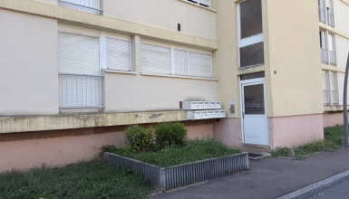 SUCCESSION. Appartement 4 pièces 72 m² à Joeuf