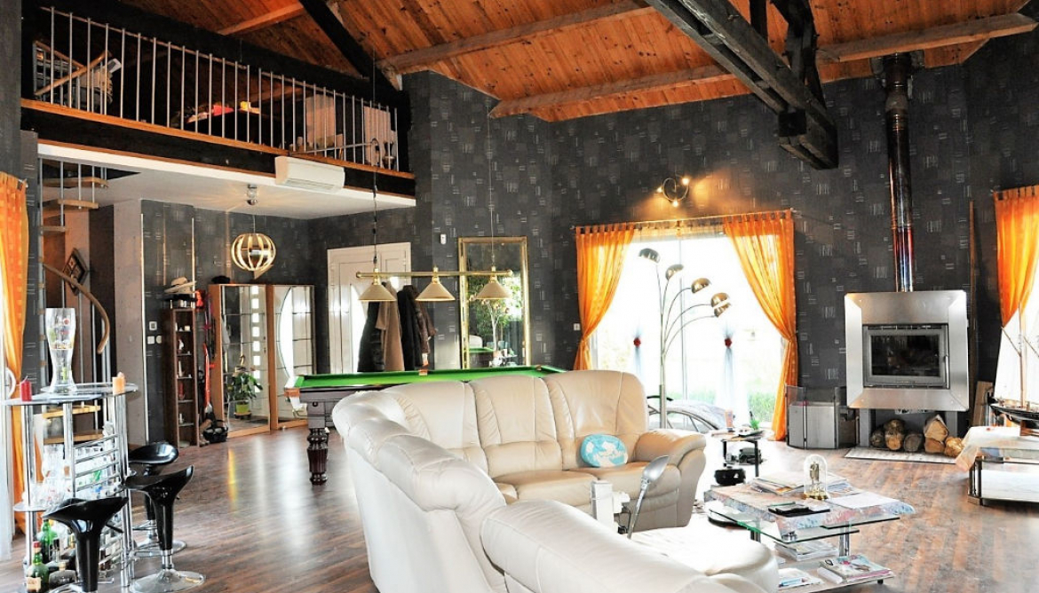 Salon