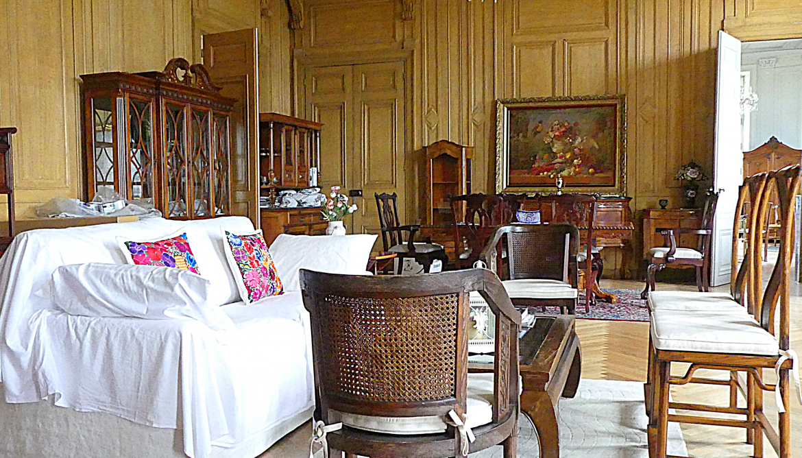 Salon
