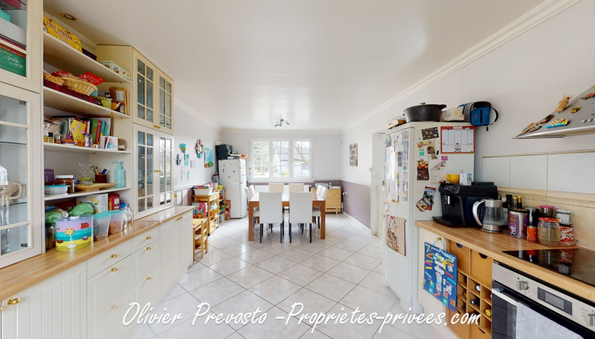 Cuisine équipée