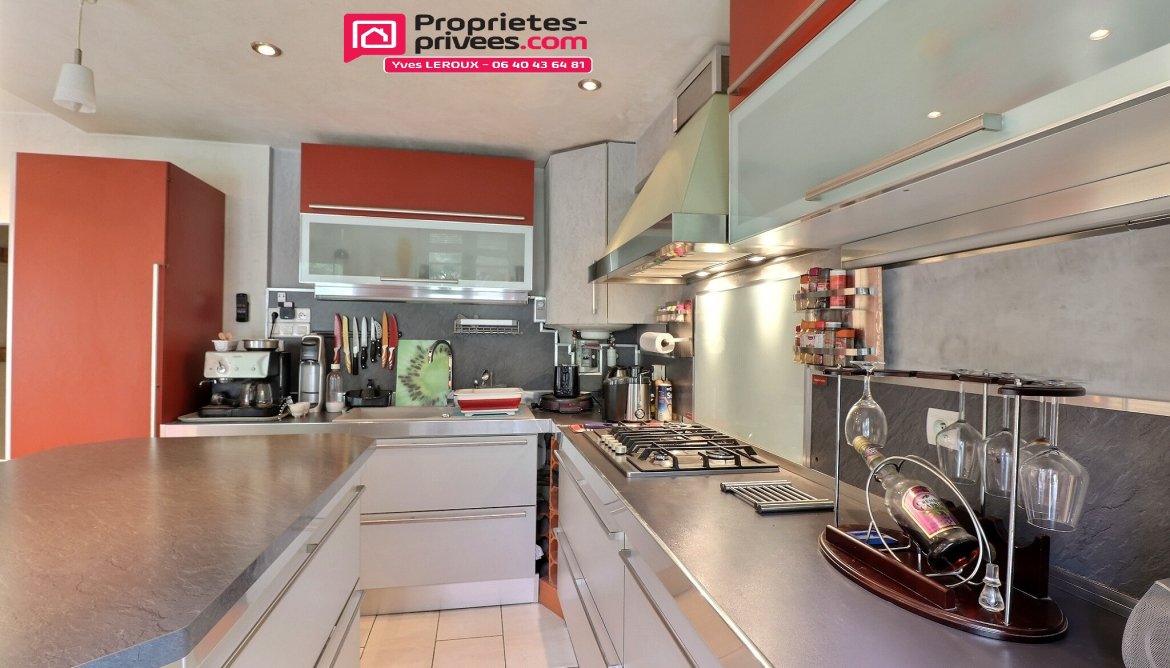 Cuisine équipée Cuisine équipée